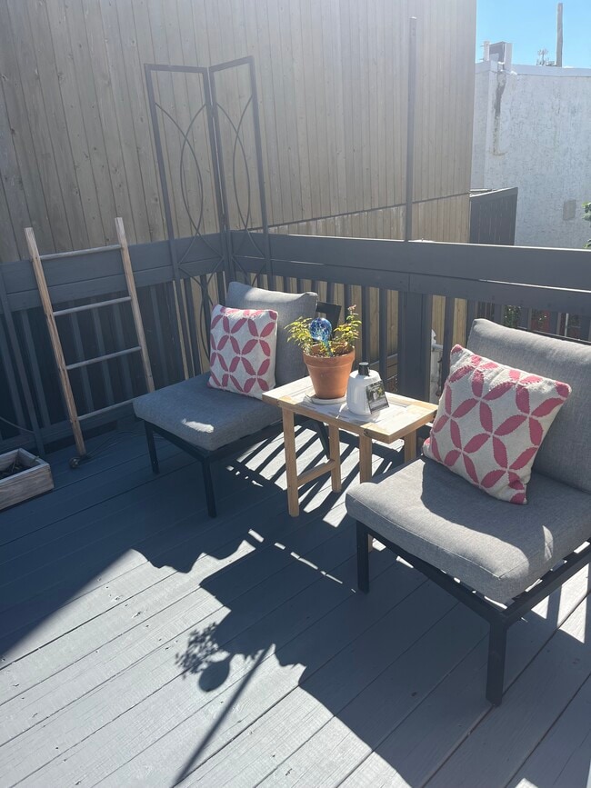 Photo - 1313 S American St