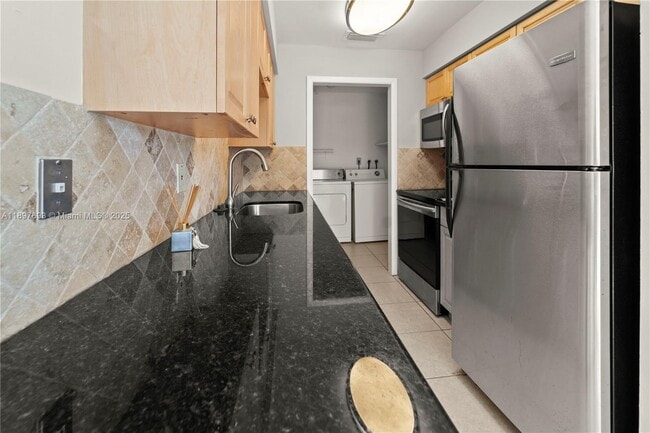 Photo - 1402 SW 9th Ave Unidad 2