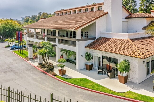Encinitas Senior Living - 55+ Active Adult Apartments