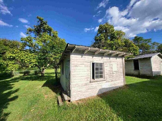 Photo - 1474 Neighbors Rd