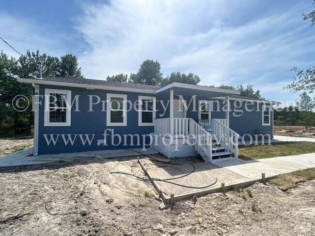Building Photo - 101 Chaperial Rd Rental