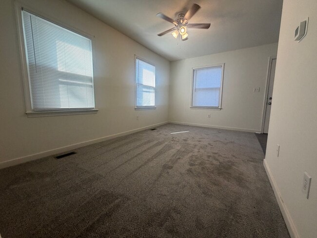 Photo - One story duplex
