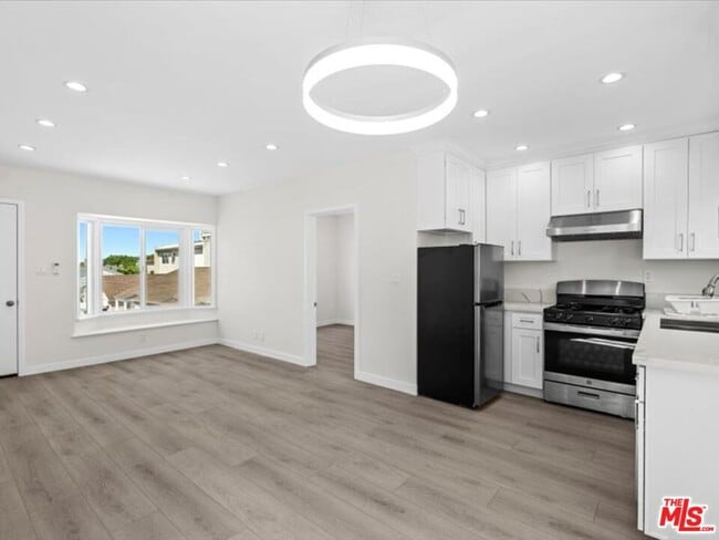 Photo - 1165 Stanford St Unit #D