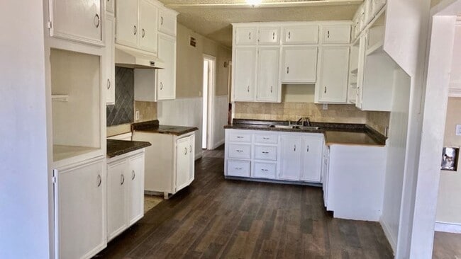 Photo - Handyman Special $0 First Month's Rent / “You fix, you SAVE BIG!!” Contact Mayshell for details: ...