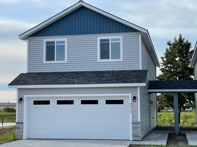 Front from street - 9016 W Winona Rd