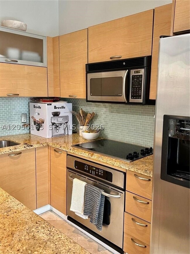 3180 SW 22nd St Unit 507