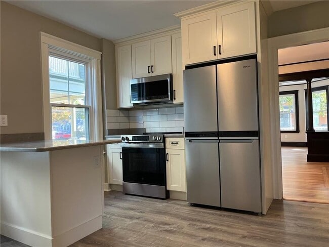 Photo - 65 Burton St