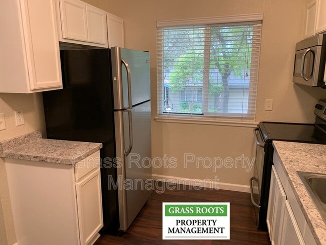 Photo - 1269 Live Oak Ln