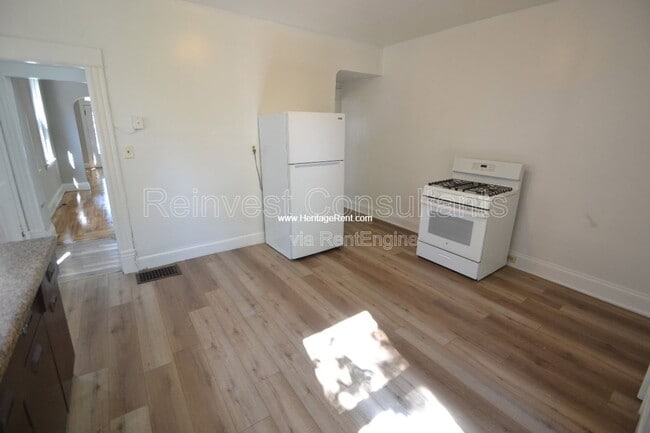 Photo - 1658 Iliff Ave