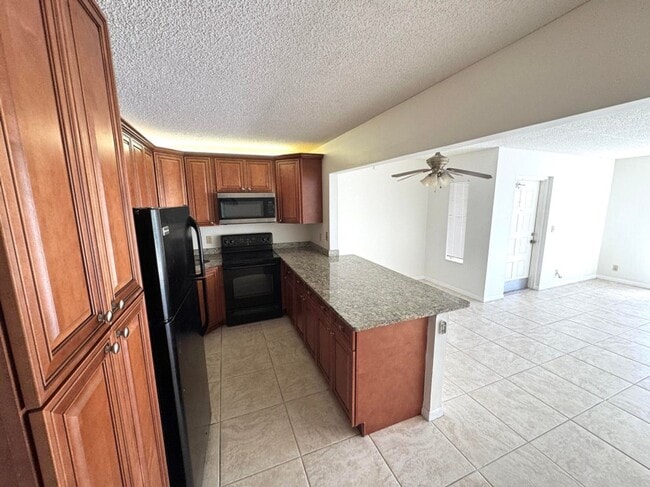 Building Photo - 1119 Green Pine Blvd Rental