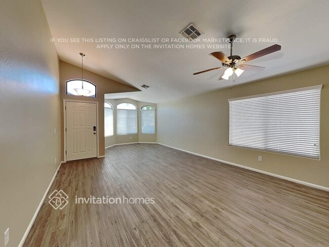 Photo - 1690 E Nancy Ave