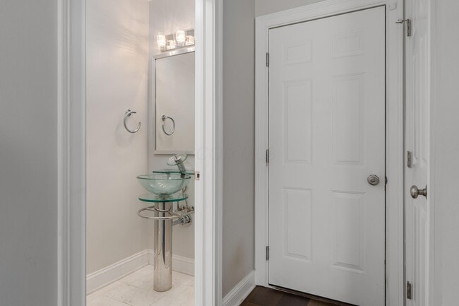 Photo - 818 N 4th St