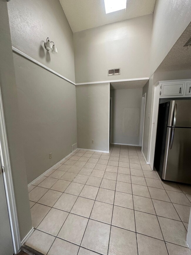 Photo - 5618 Brownfield Dr