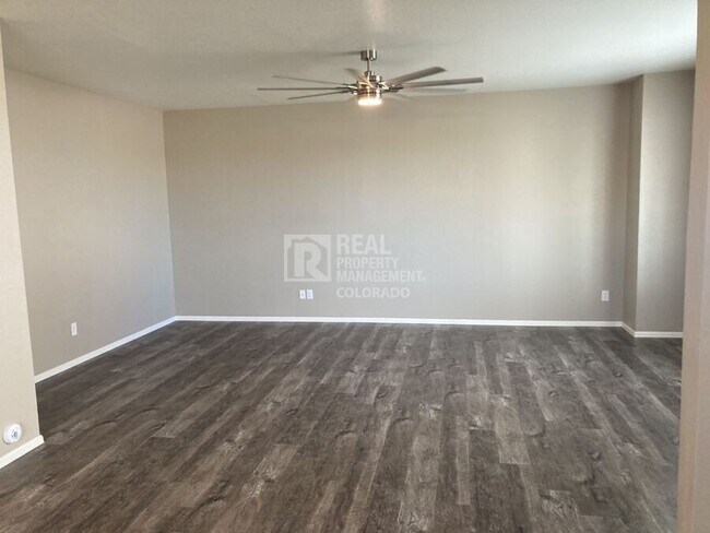 Photo - 11773 Lovegrass Dr