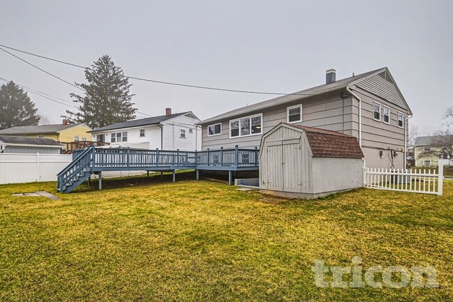 2 Danube Ct