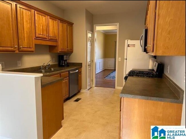 Photo - 205 Camellia Dr