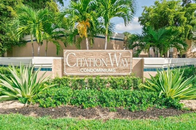 Photo - 9899 Westview Dr Unit 516