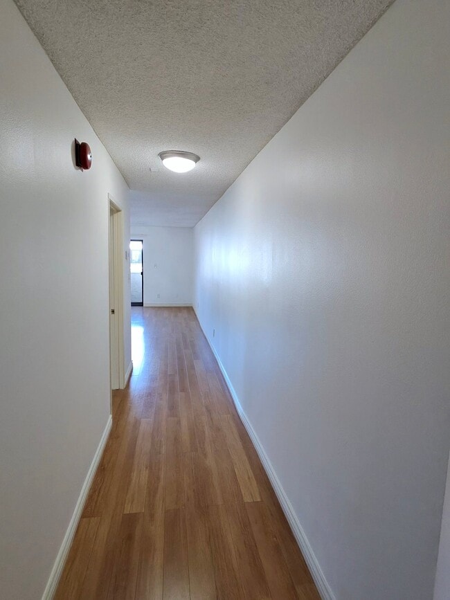 Photo - 135 N Swall Dr Unit 104