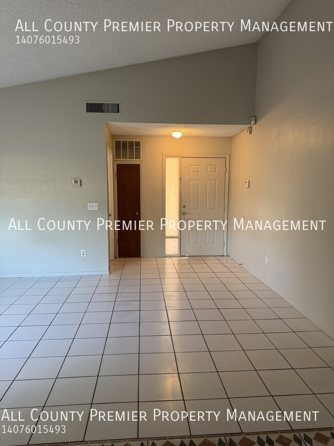 Photo - 2264 Greenview Cir