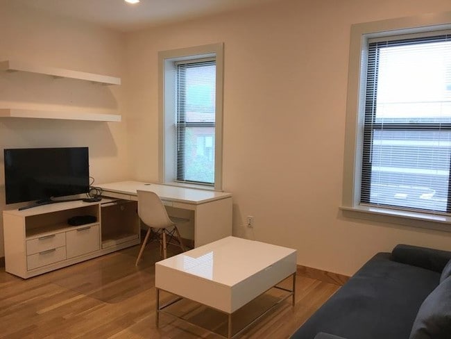 Photo - 113 Mt Auburn St Unit 53