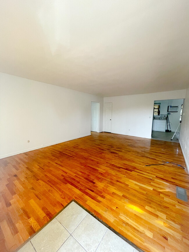 Photo - 406 N 40th Ave Unit 406