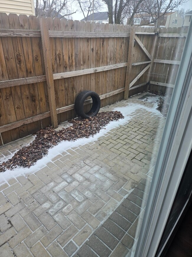 Photo - 4V S Fernwood Dr