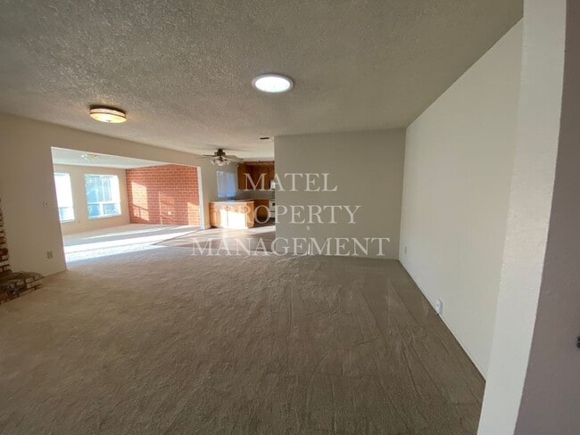 Photo - Move in Special see AD