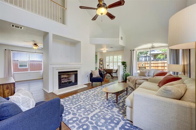 Photo - 1816 W Pflugerville Pkwy