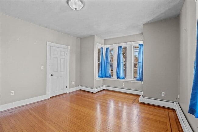 Photo - 14 Lincoln Ave Unit 1