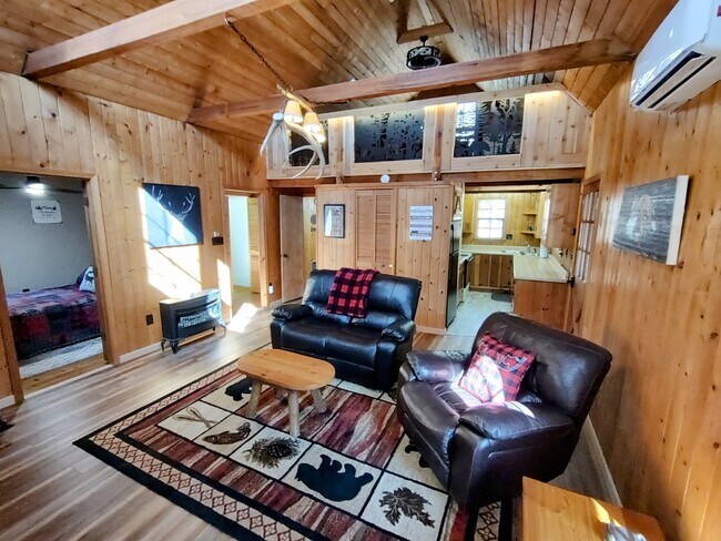 Photo - 355 Henslee Hollow Ln