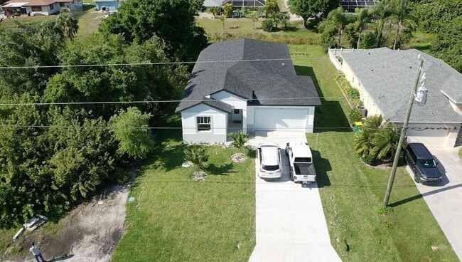 Photo - 500 Sunset Rd N