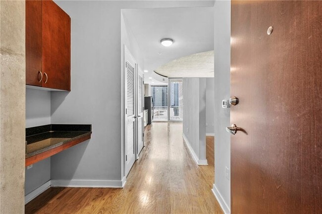 Photo - 400 W Peachtree St NW Unit 1010