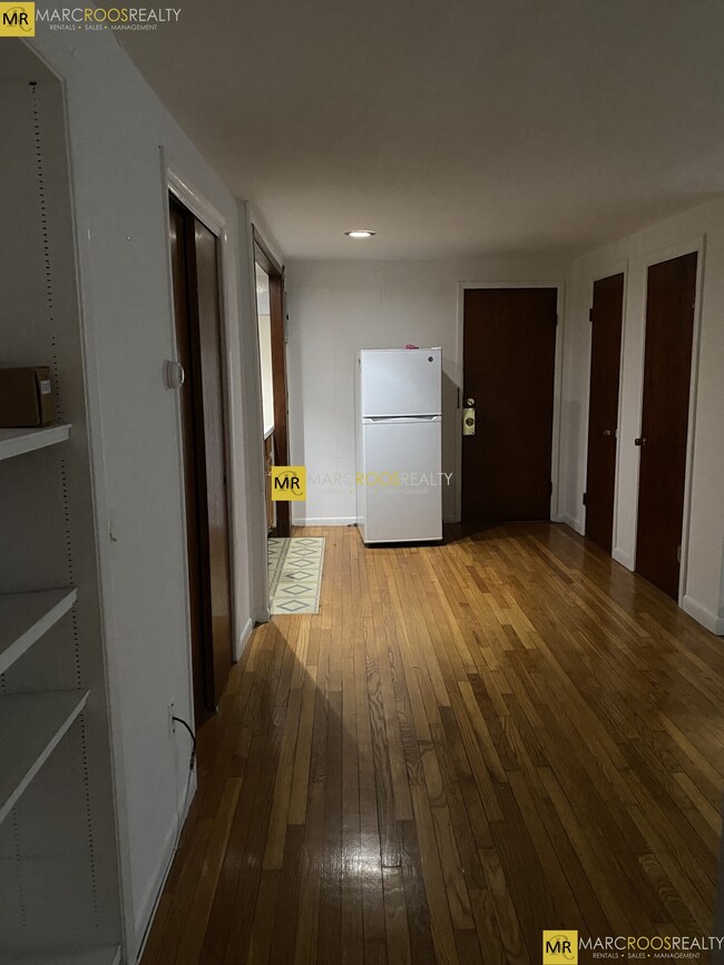 Photo - 146 Oxford St Condo Unit B