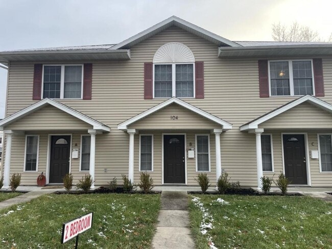 Photo - 104 W 7th St Townhome
