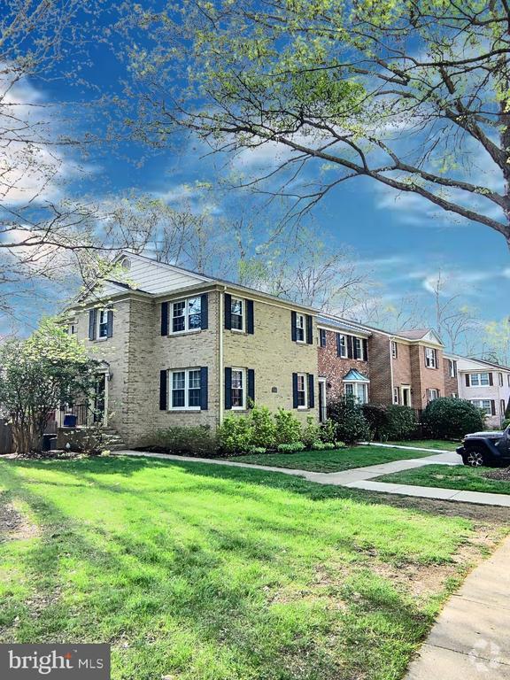 Building Photo - 9445 Park Hunt Ct Rental