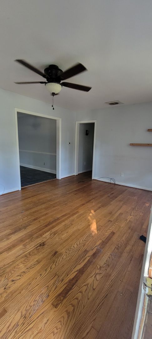 Photo - 8908 Mapleton Rd