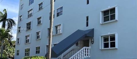 Photo - 1881 Middle River Dr