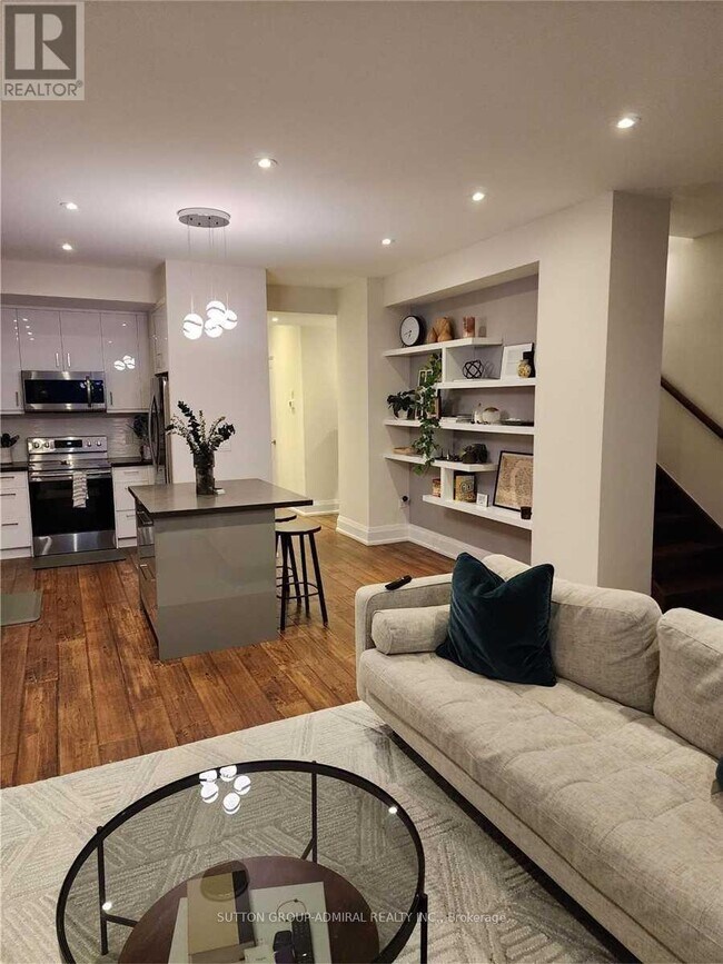 Photo - 15 Ennerdale Rd Unit 201
