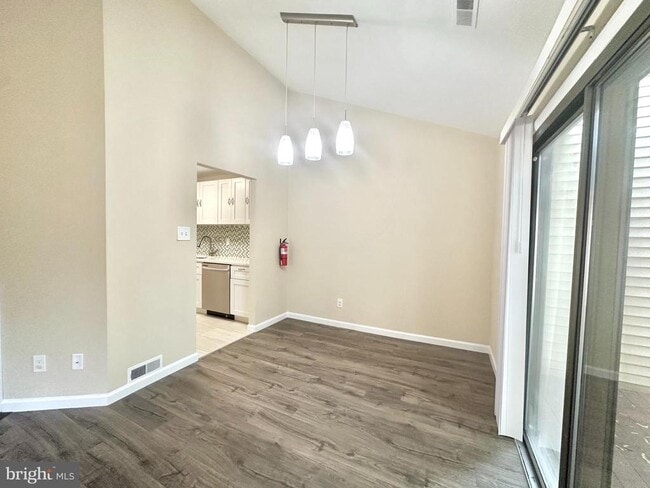 Photo - 505B Cypress Point Cir Apartamento