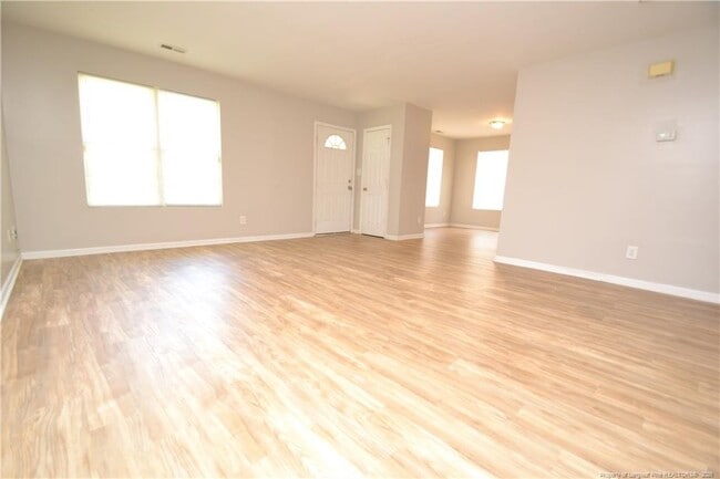 Photo - 824 Cumberland St