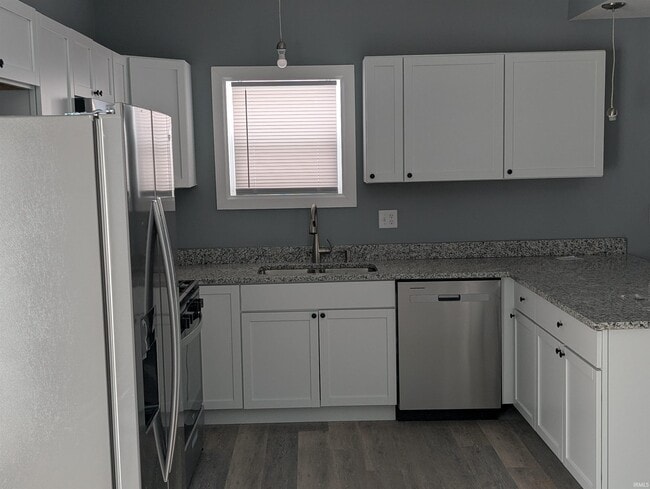 Photo - 3710 Wayne Trce