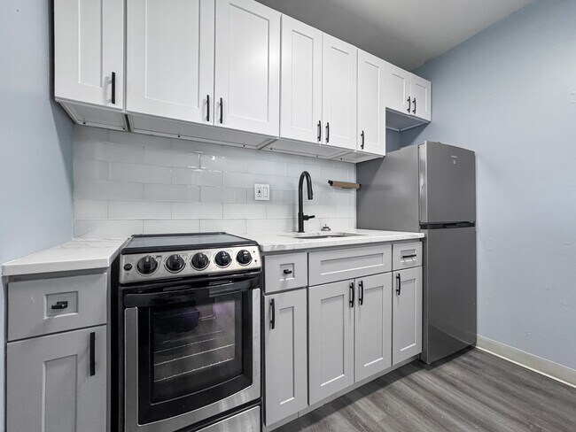 Photo - 161-163 Tolland St
