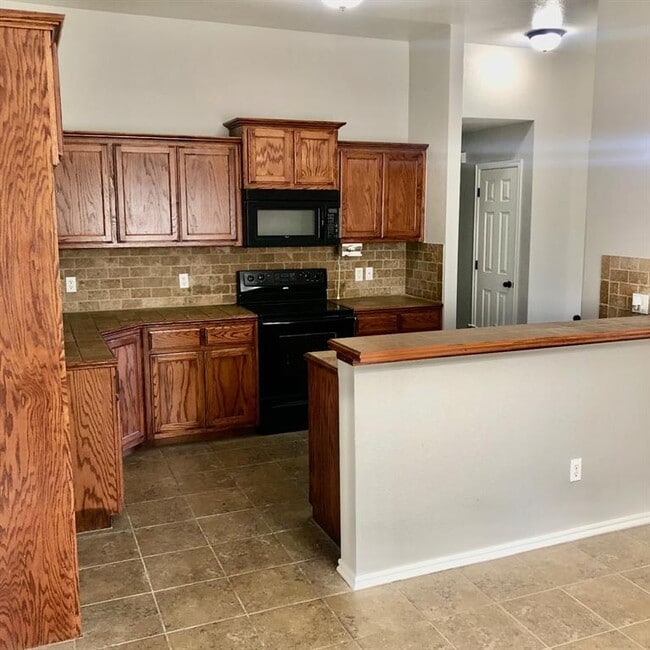 Photo - 233 Spring Creek Rd