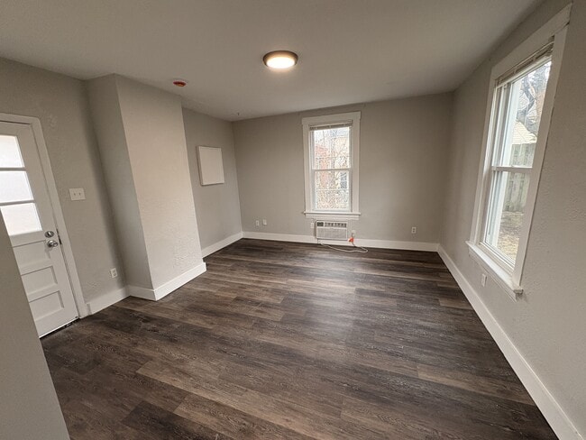 Photo - 3438 Greenwood Blvd