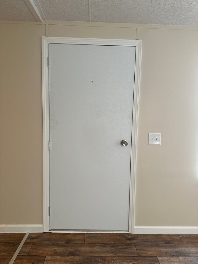 Photo - 119 N Kings St
