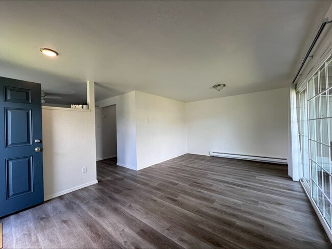 04B Two Bed - Sunset Gardens