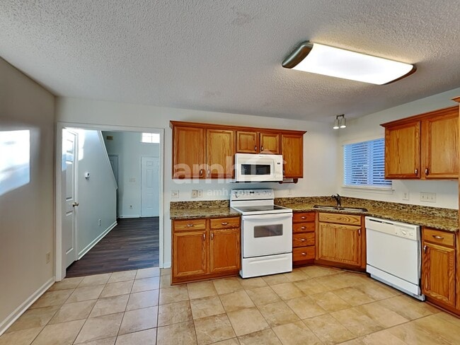 Photo - 5615 Waverly Lynn Ln