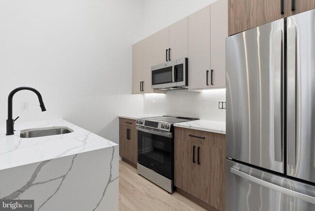 Photo - 1232 Chancellor St Unit 2C
