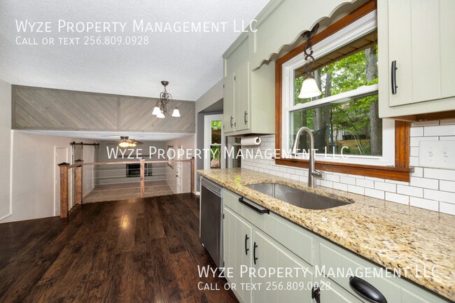 Photo - 11311 Mountain Crest Dr SE