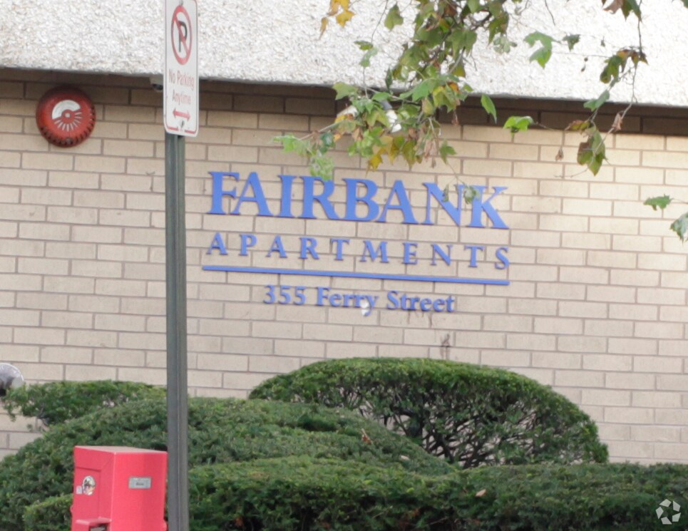 Photo - Fairbanks Apartments